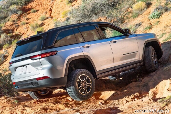 Están pagando $1,000 al mes por un Jeep que está en un concesionario que no puede reparar | Carscoops